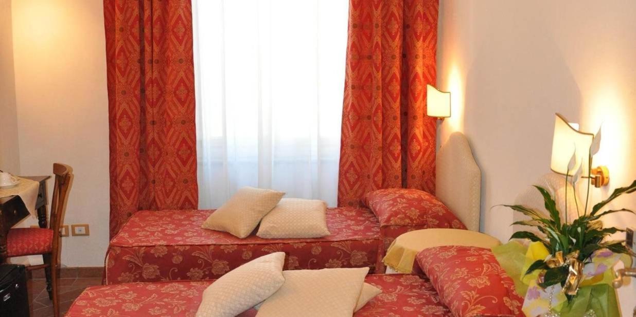 Il Mattino Ha L'Oro In Bocca Bed and Breakfast Πίζα Εξωτερικό φωτογραφία